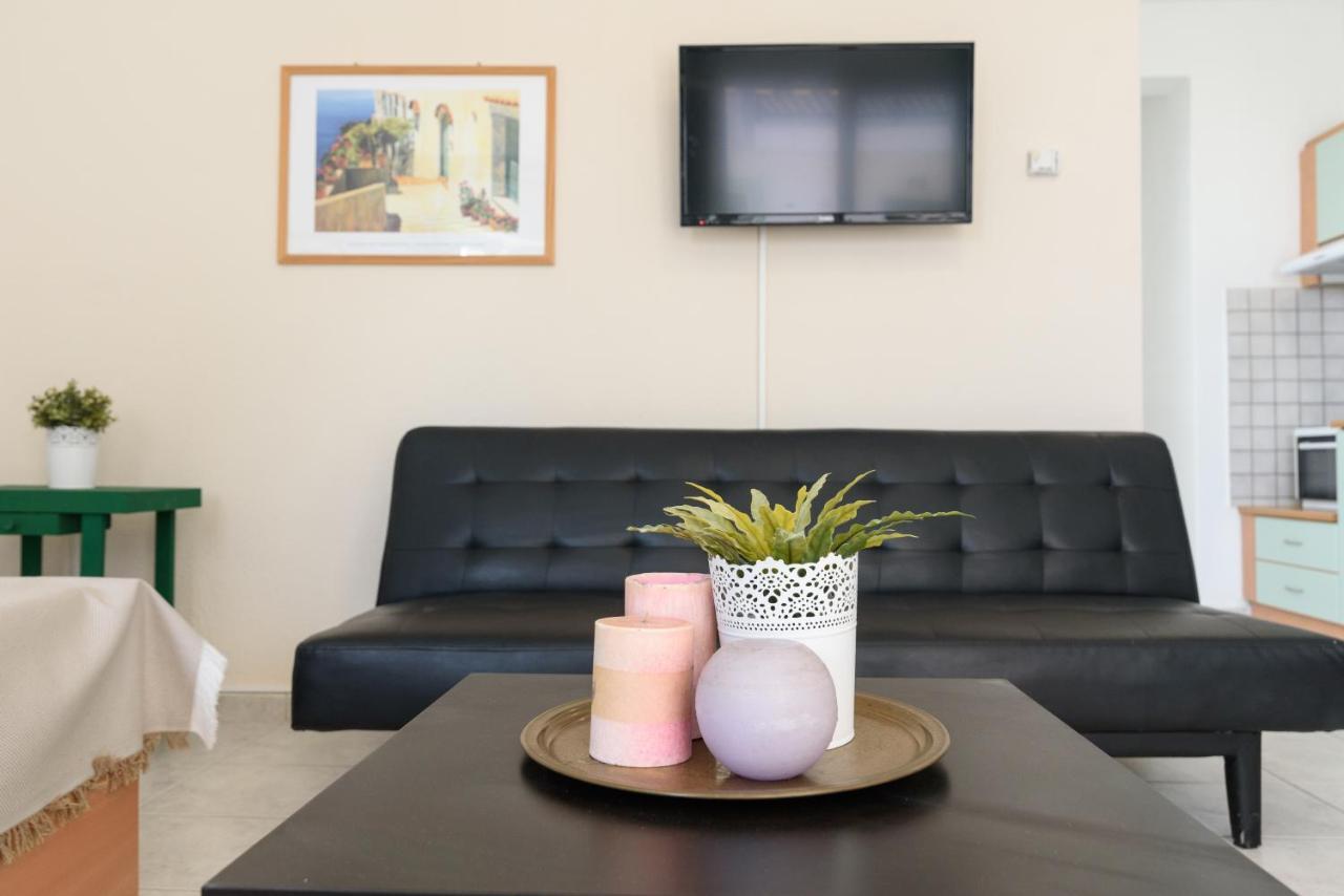 Ariana Apartments Polychrono Luaran gambar